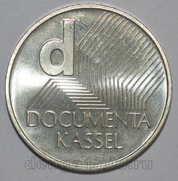  10  2002  J   "Documenta Kassel", #457-10e-002